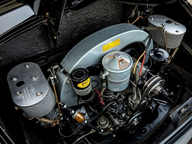 Klassische Porsche Automobile Porsche 356 Motorraum