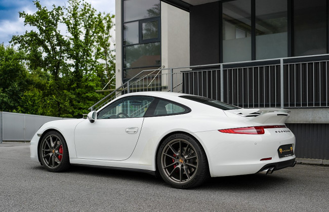 PORSCHE 991 CARRERA 4S COUPE - 3. HAND