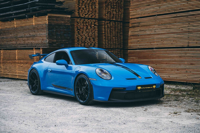 PORSCHE 992 GT3 IN SHARKBLUE