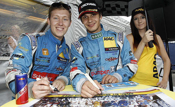ADAC GT MASTERS 2013 - Lauf 10 Red Bull Ring Autogrammstunde bei Farnbacher Racing