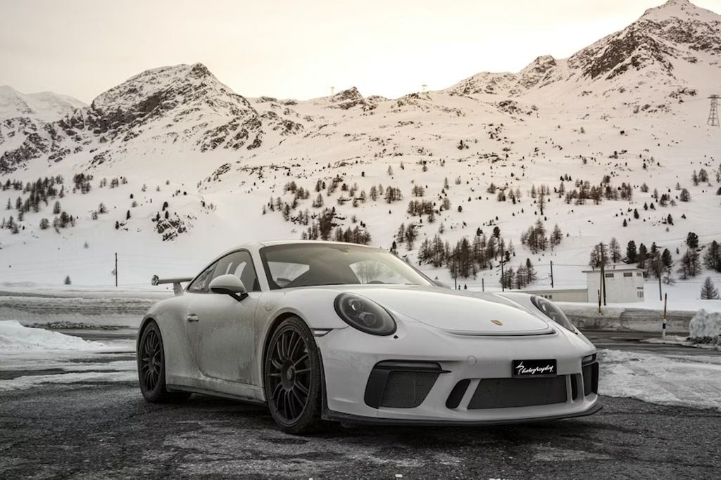 Porsche 911 Coupe im Winter