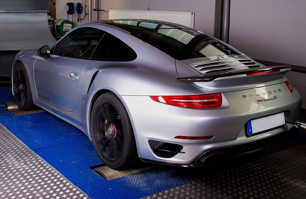 Vorbereitung zur Motorabstimmung des Porsche 911 Carrera