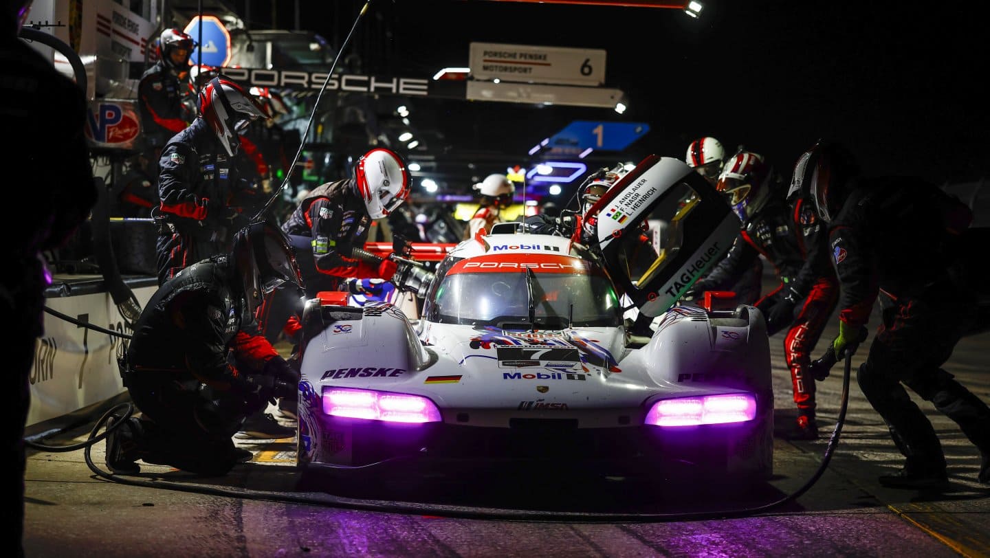 Boxenstopp in Sebring #7