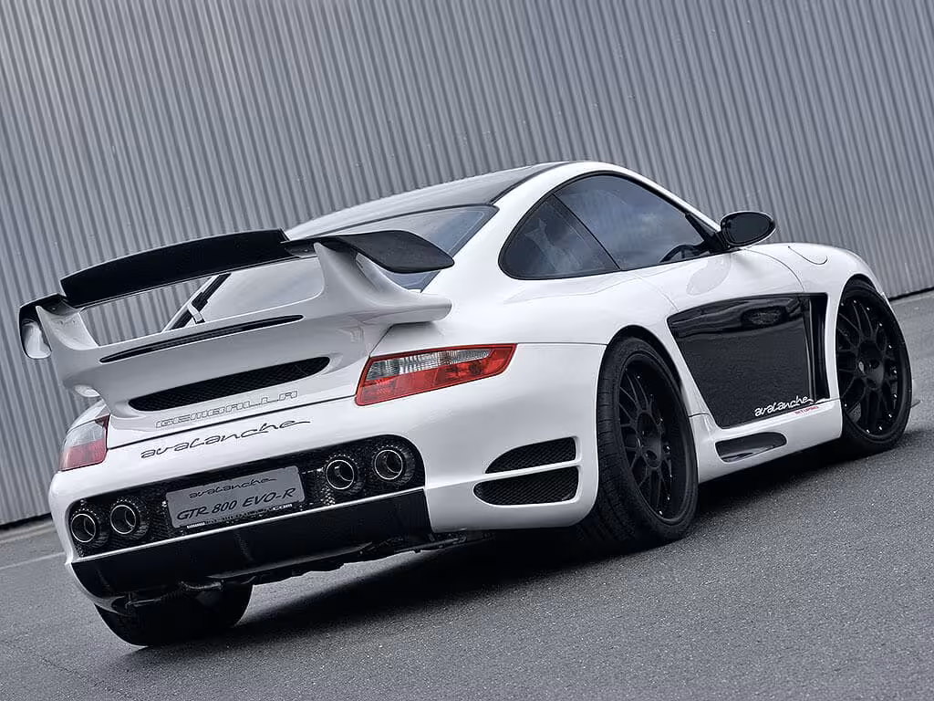 Porsche 997 turbo Vergleichstest Gemballa Porsche Avalanche GTR-800 Evo R Heckansicht