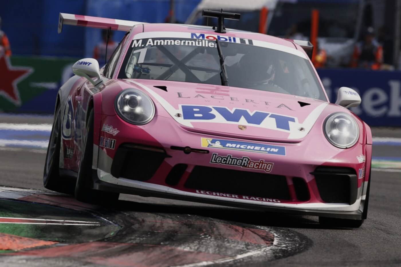 Michael Ammermüller im Porsche Mobil 1 Supercup in Mexico