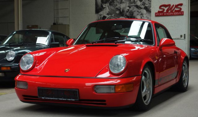 PORSCHE CARRERA 964 RS IN INDISCHROT