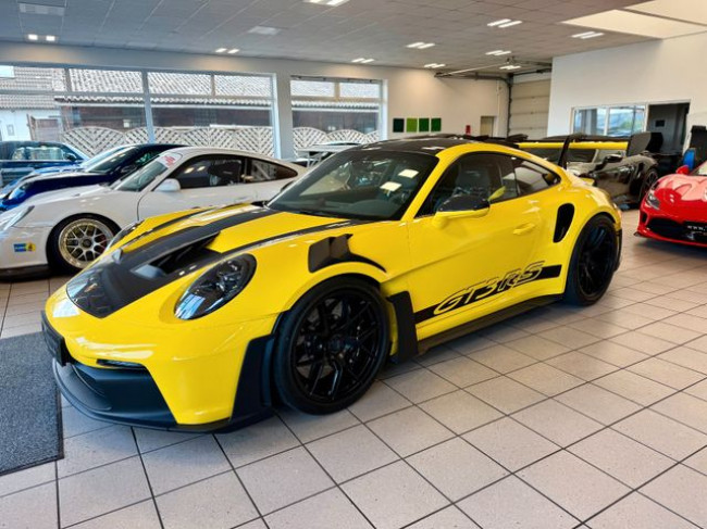 Porsche Gebrauchtwagen von T & R - Ihr Autohaus GmbH PORSCHE 992 GT3 RS CLUBSPORT IN RACINGGELB