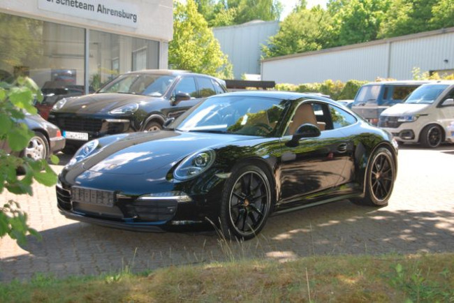 PORSCHE 991.1 CARRERA 4 COUPE - 2. HAND