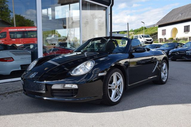 PORSCHE BOXSTER 2,7L IN SCHWARZ