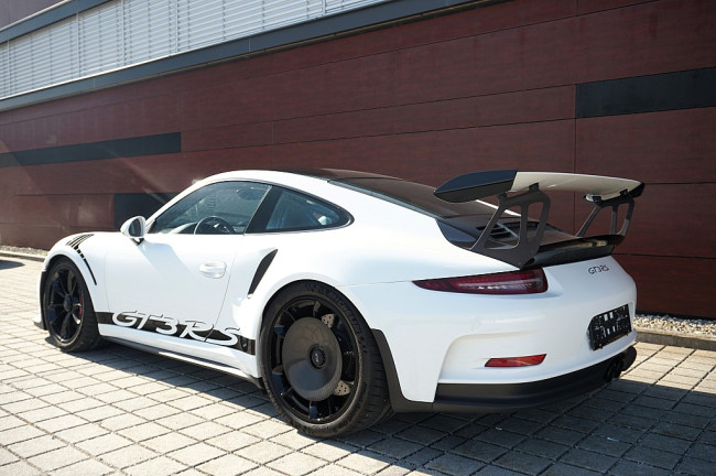 PORSCHE 991.1 GT3 RS COUPE IN PURE WHITE
