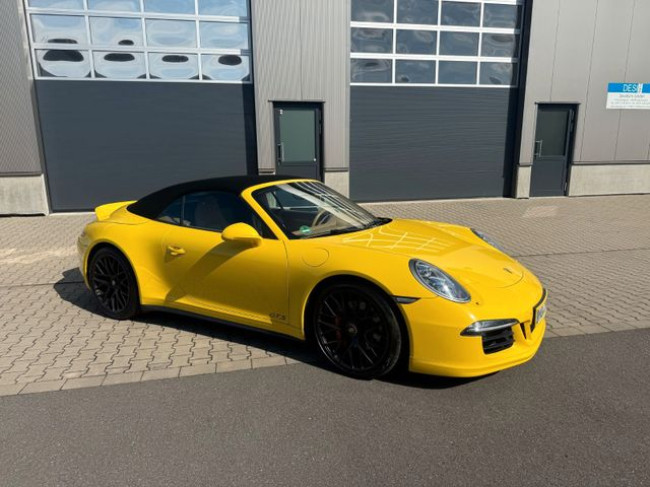 PORSCHE 991.1 CARRERA GTS CABRIOLET - 2. HAND