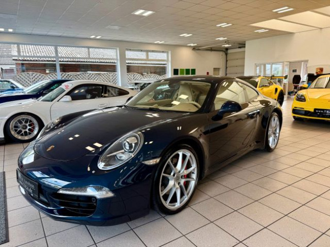 PORSCHE 991 CARRERA S COUPE IN DUNKELBLAU