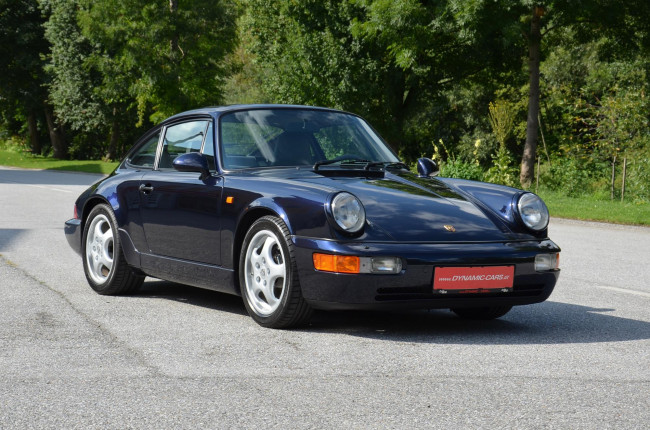 PORSCHE 964 CARRERA 2 COUPE IN NACHTBLAU-METALLIC