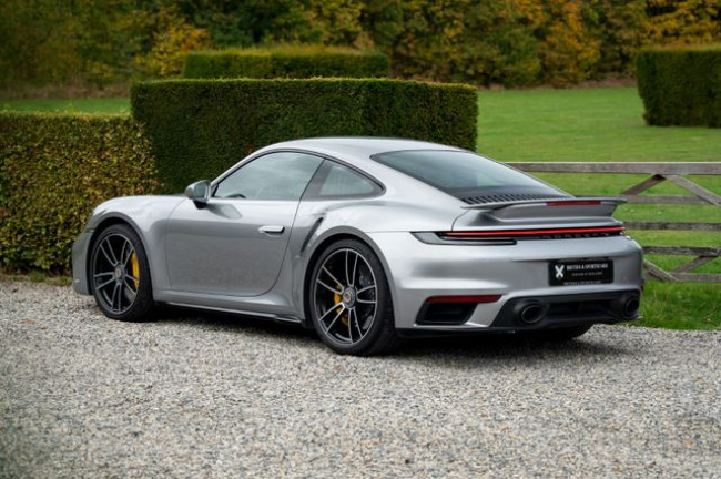 Porsche Gebrauchtwagenangebot PORSCHE 992 TURBO S COUPE - 1 FAHRZEUGHALTER