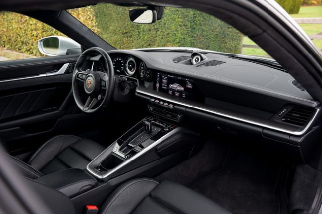 Porsche Gebrauchtwagenangebot PORSCHE 992 TURBO S COUPE - 1 FAHRZEUGHALTER