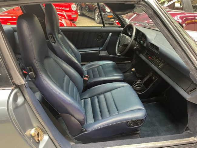 Porsche Gebrauchtwagenangebot PORSCHE 911 3,2L TARGA IN SCHIEFERBLAU