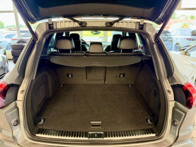 Porsche Gebrauchtwagenangebot PORSCHE CAYENNE S DIESEL - 3. HAND