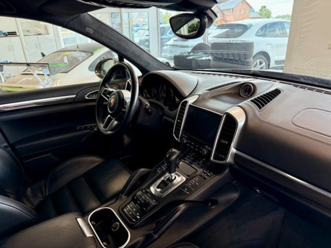 Porsche Gebrauchtwagenangebot PORSCHE CAYENNE S DIESEL - 3. HAND