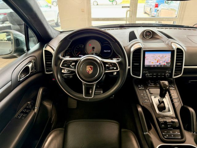 Porsche Gebrauchtwagenangebot PORSCHE CAYENNE S DIESEL - 3. HAND