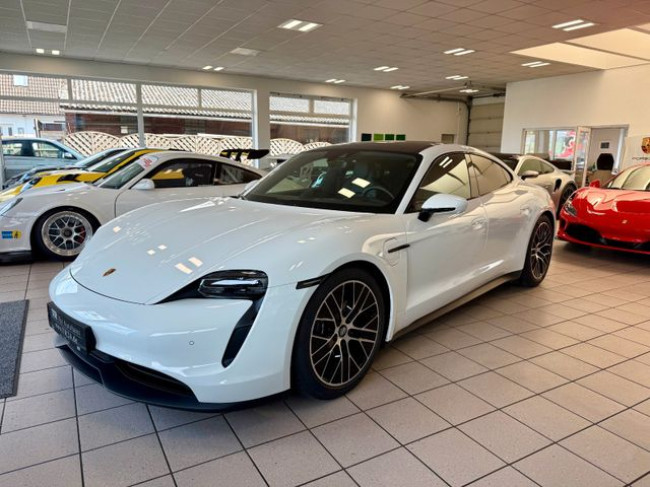 PORSCHE TAYCAN PERFORMANCE PLUS - 2. HAND