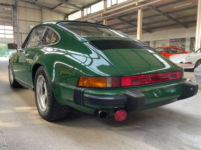 Porsche Gebrauchtwagenangebot PORSCHE 911 CARRERA 2,7L IN IRISCHGRÜN