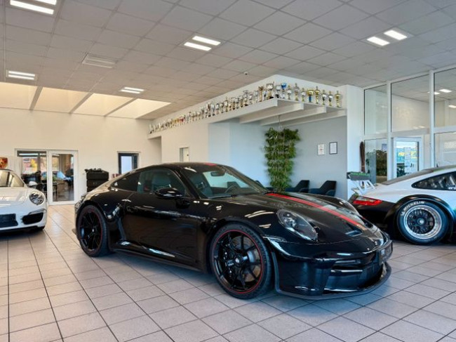Porsche Gebrauchtwagenangebot PORSCHE 992 GT3 TOURING - 1. HAND