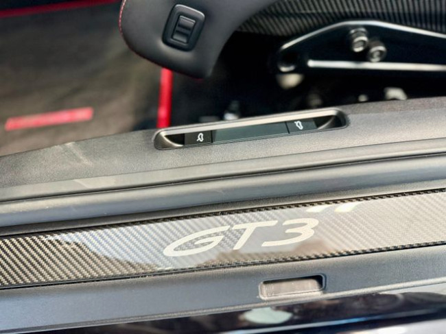 Porsche Gebrauchtwagenangebot PORSCHE 992 GT3 TOURING - 1. HAND