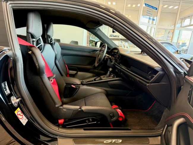 Porsche Gebrauchtwagenangebot PORSCHE 992 GT3 TOURING - 1. HAND