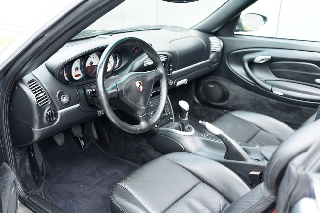 Porsche Gebrauchtwagenangebot PORSCHE 996 TURBO WLS CABRIO - 3 FAHRZEUGHALTER