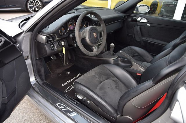 Porsche Gebrauchtwagenangebot PORSCHE 997 CARRERA GT3 IN GT-SILBER METALLIC