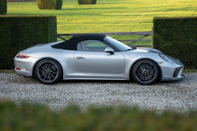 Porsche Gebrauchtwagenangebot PORSCHE 991.2 SPEEDSTER IN SILBER, 1 VON 1948