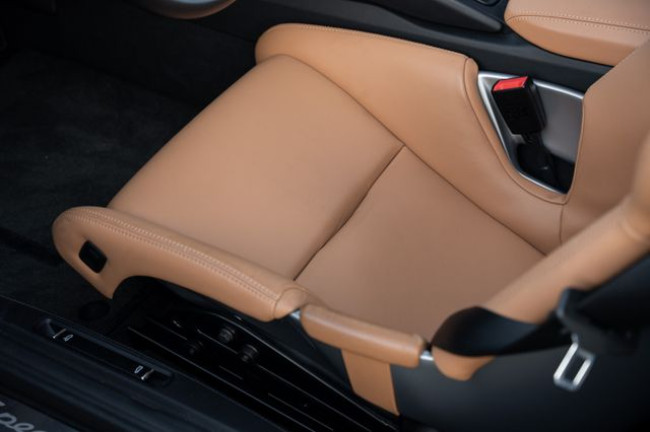 Porsche Gebrauchtwagenangebot PORSCHE 991.2 SPEEDSTER IN SILBER, 1 VON 1948