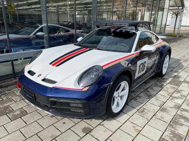 Porsche Gebrauchtwagenangebot PORSCHE 911 CARRERA DAKAR - TAGESZULASSUNG