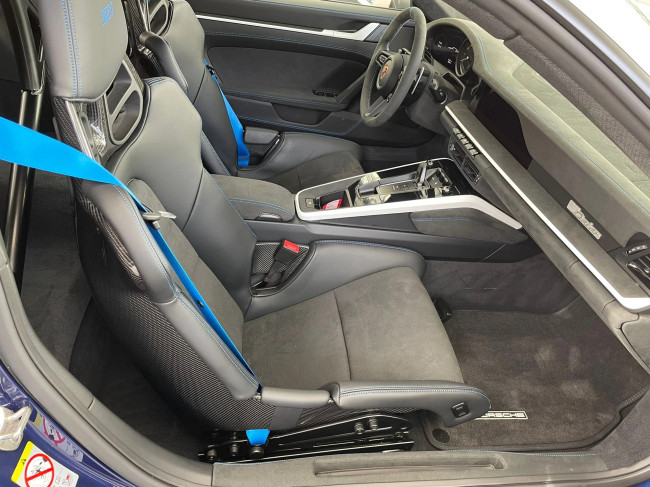 Porsche Gebrauchtwagenangebot PORSCHE 911 CARRERA DAKAR - TAGESZULASSUNG