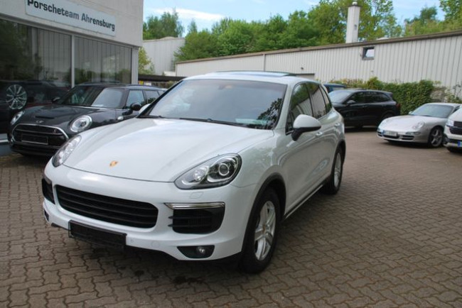 PORSCHE CAYENNE S - 1. HAND, SCHECKHEFTGEPLEGT