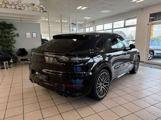 Porsche Gebrauchtwagenangebot PORSCHE CAYENNE COUPE GTS - 1 HAND, SCHECKHEFT