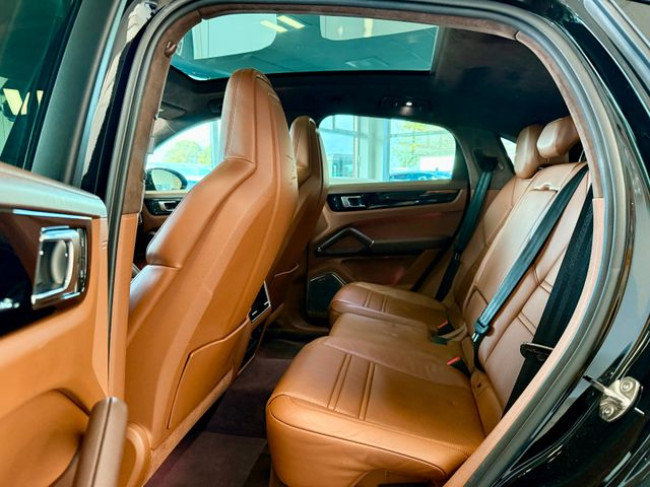 Porsche Gebrauchtwagenangebot PORSCHE CAYENNE COUPE GTS - 1 HAND, SCHECKHEFT