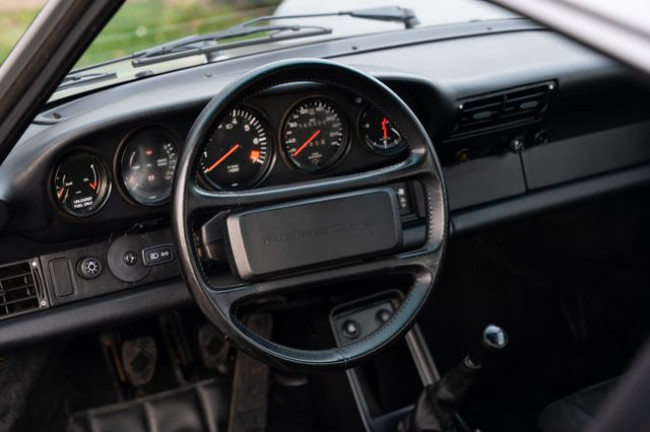 Porsche Gebrauchtwagenangebot PORSCHE 911 3,2L CARRERA COUPE CLUBSPORT