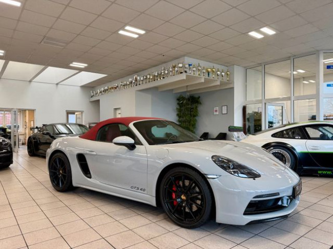 Porsche Gebrauchtwagenangebot PORSCHE BOXSTER (718) 4,0L GTS - 1. HAND