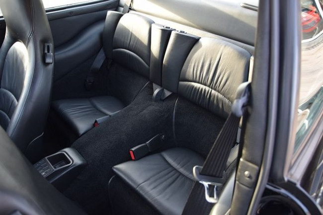 Porsche Gebrauchtwagenangebot PORSCHE 993 CARRERA 4S COUPE - 2. HAND