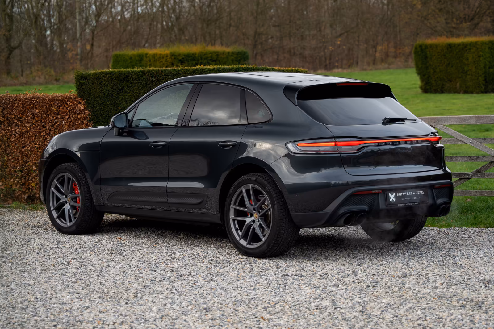Porsche Gebrauchtwagenangebot PORSCHE MACAN S IN GRAU - 2. HAND
