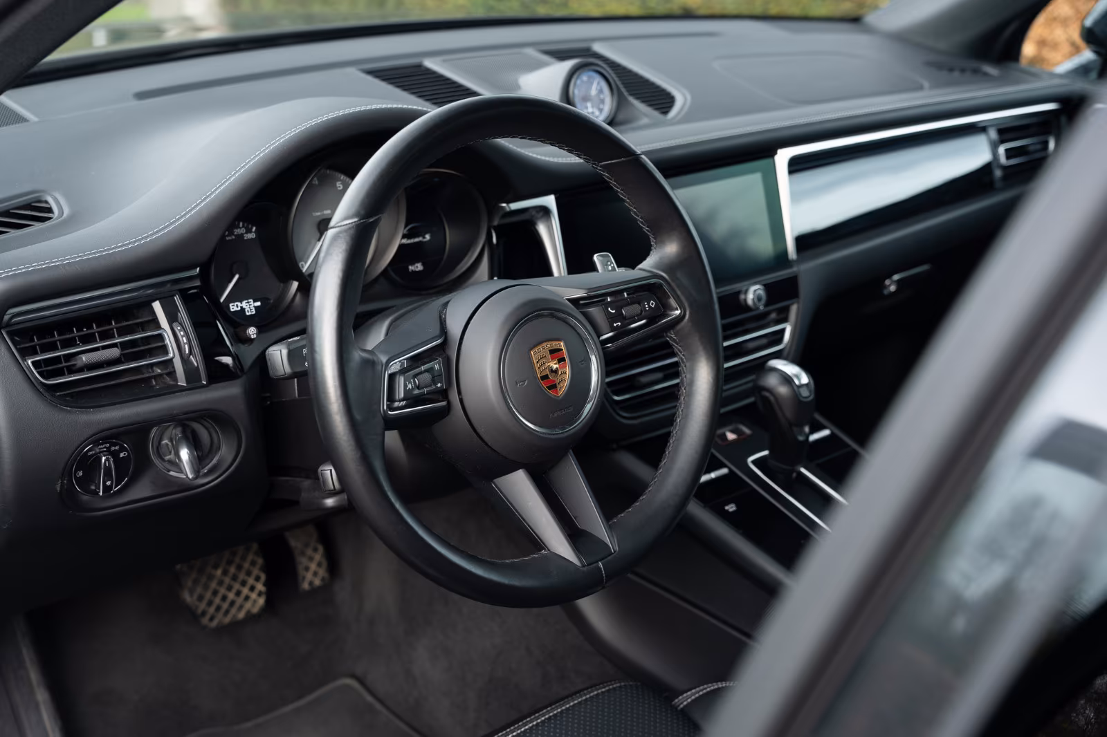 Porsche Gebrauchtwagenangebot PORSCHE MACAN S IN GRAU - 2. HAND