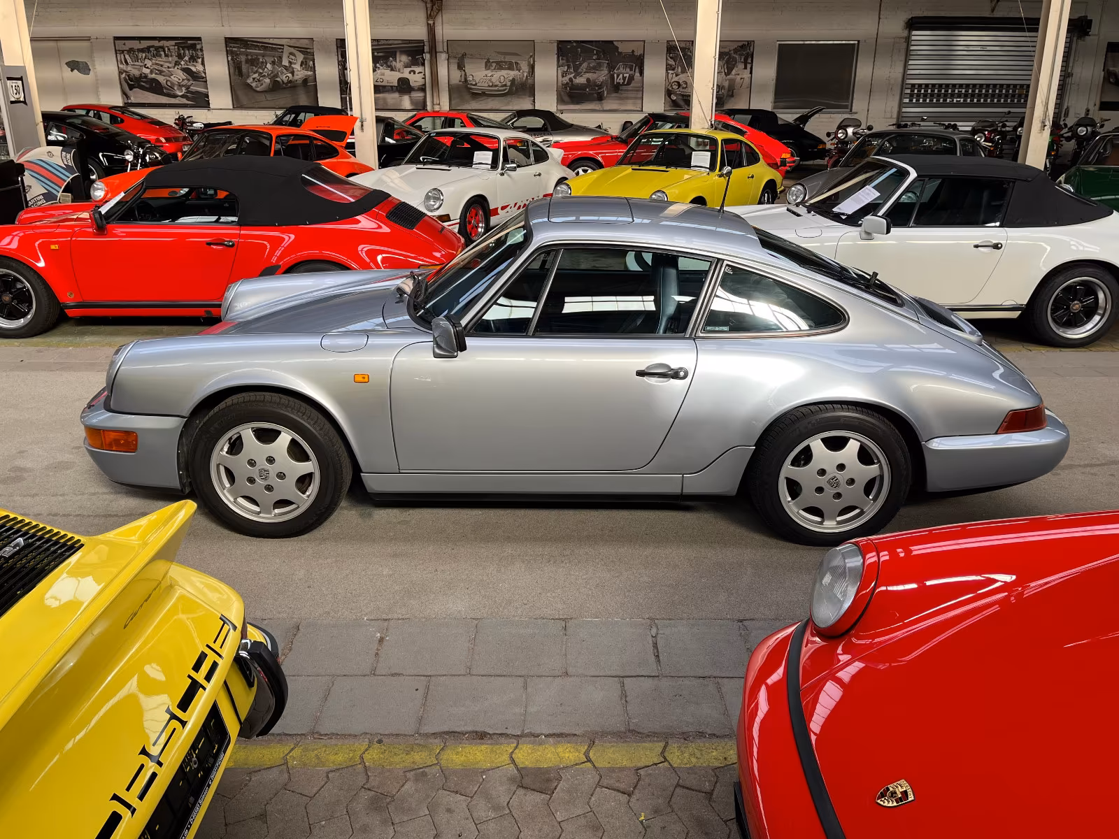 Porsche Gebrauchtwagenangebot PORSCHE 964 CARRERA 4 COUPE C00 IN POLARSILBER