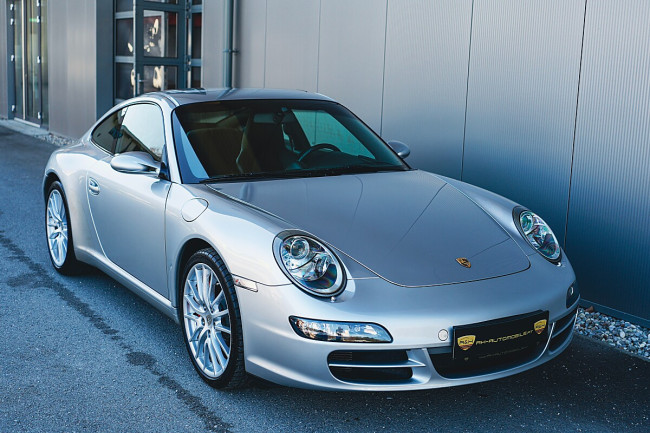 Porsche Gebrauchtwagenangebot PORSCHE 997 CARRERA S COUPE - SCHECKHEFTGEPFLEGT
