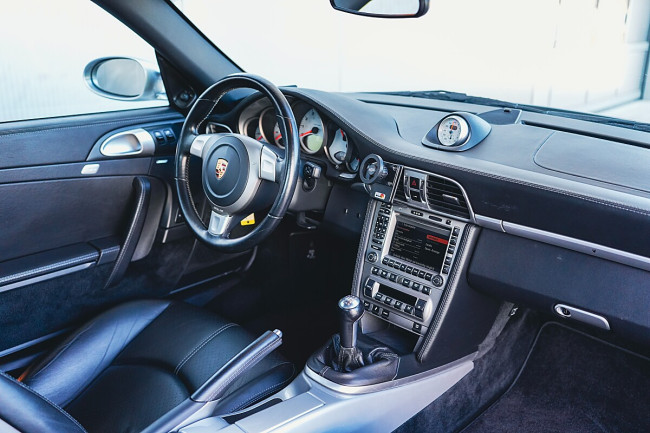 Porsche Gebrauchtwagenangebot PORSCHE 997 CARRERA S COUPE - SCHECKHEFTGEPFLEGT