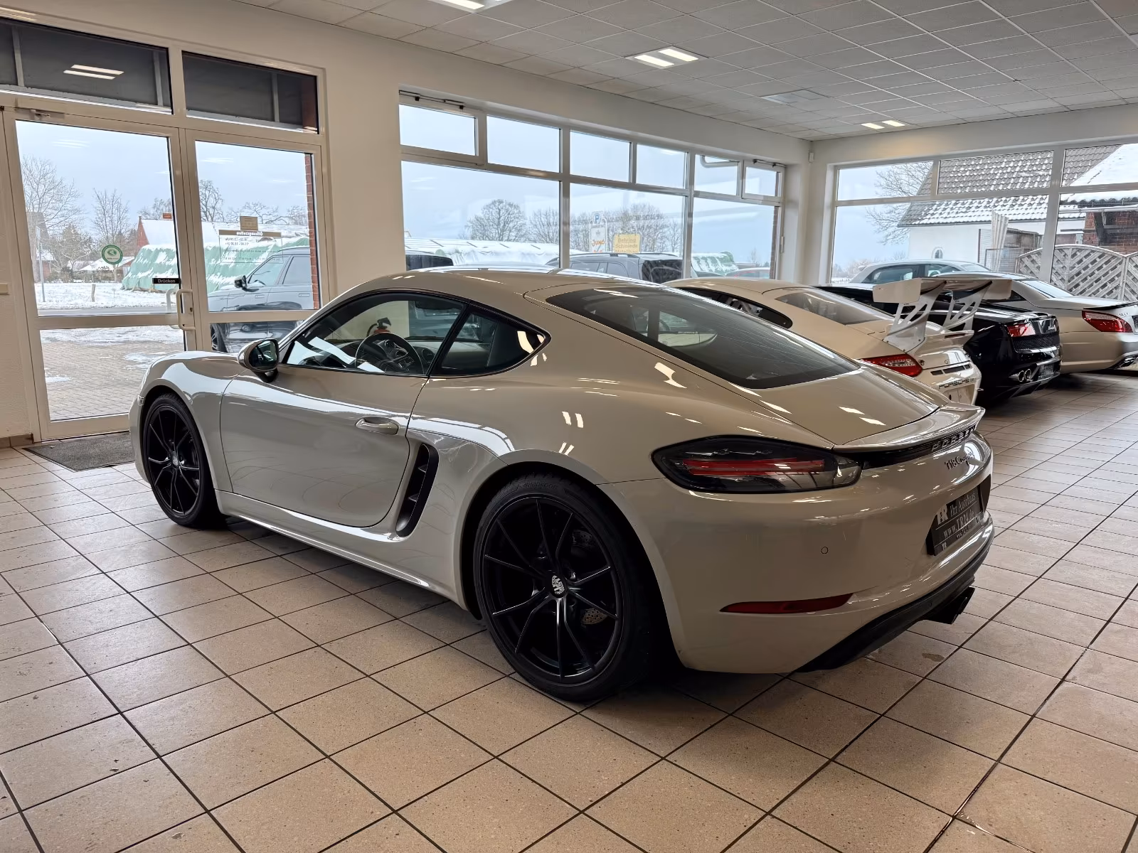 Porsche Gebrauchtwagenangebot PORSCHE 718 CAYMAN IN KREIDE - 2 FAHRZEUGHALTER
