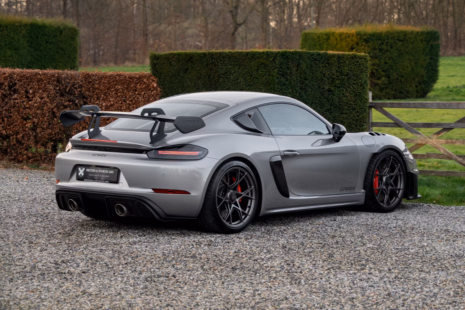 Porsche Gebrauchtwagenangebot PORSCHE CAYMAN GT4 RS WEISSACH - GT-SILBER METALLIC