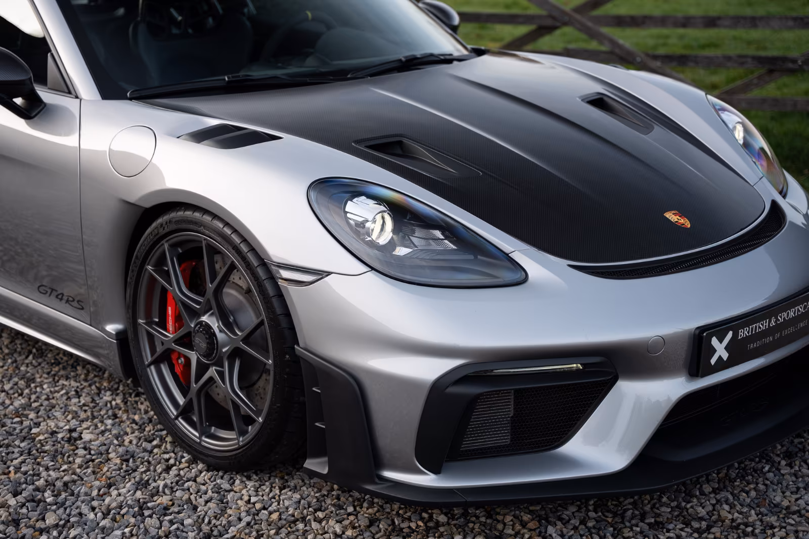 Porsche Gebrauchtwagenangebot PORSCHE CAYMAN GT4 RS WEISSACH - GT-SILBER METALLIC