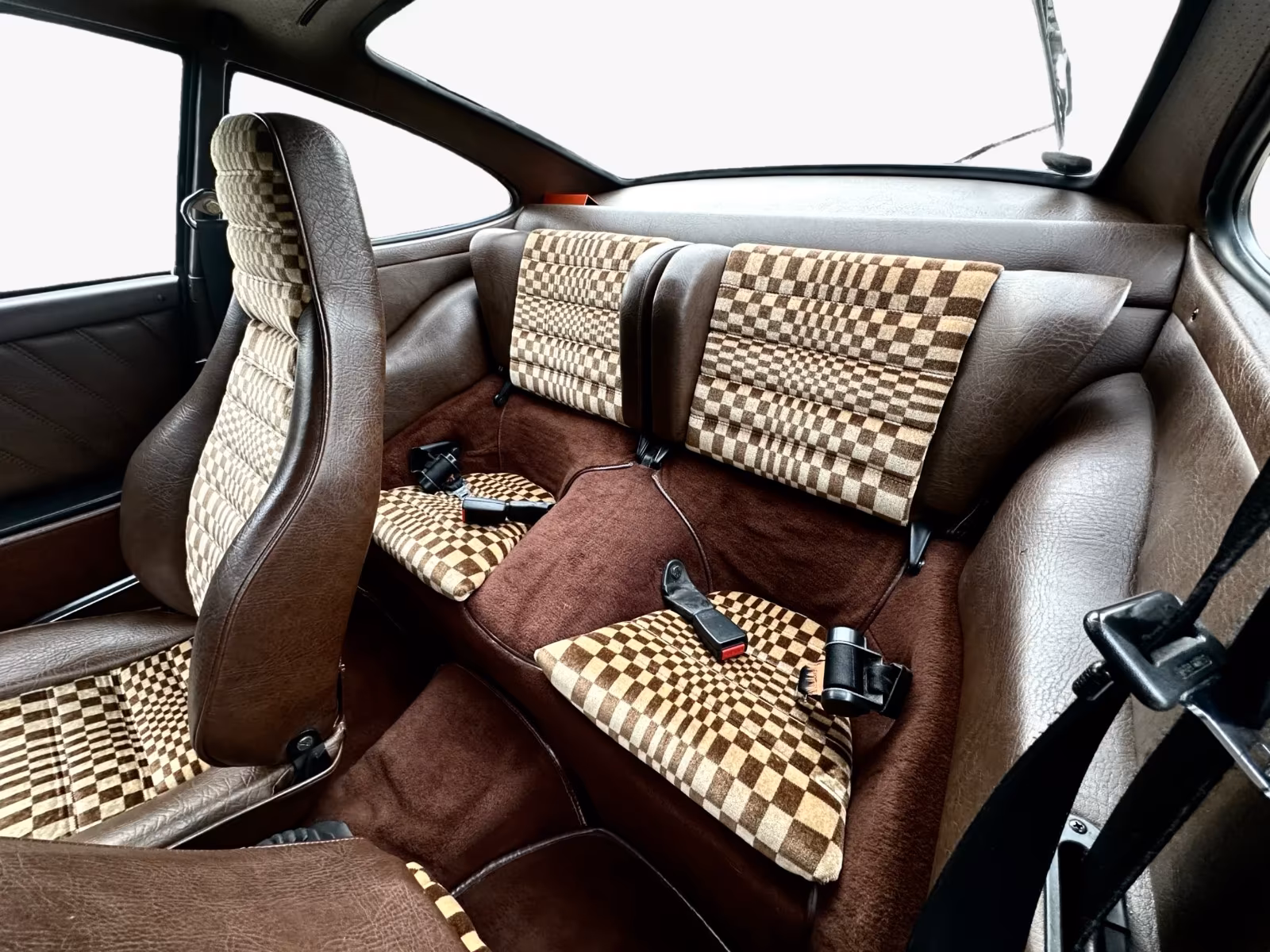 Porsche Gebrauchtwagenangebot PORSCHE 911 3,0L SC COUPE