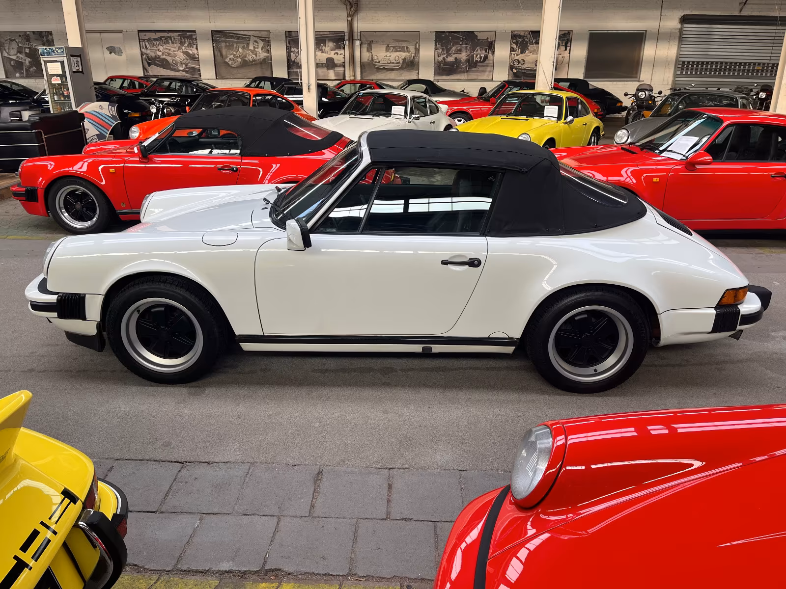 Porsche Gebrauchtwagenangebot PORSCHE 911 CARRERA 3.2L CABRIOLET - G-50 GETRIEBE